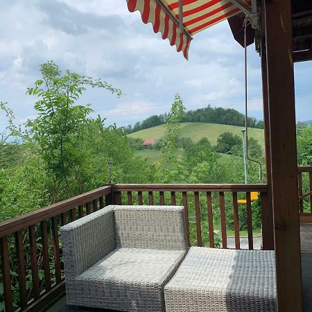 Bed & Breakfast Region Murtensee Münchenwiler Esterno foto
