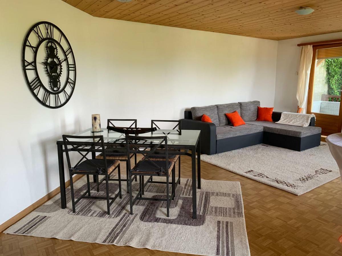 Bed & Breakfast Region Murtensee Münchenwiler Esterno foto